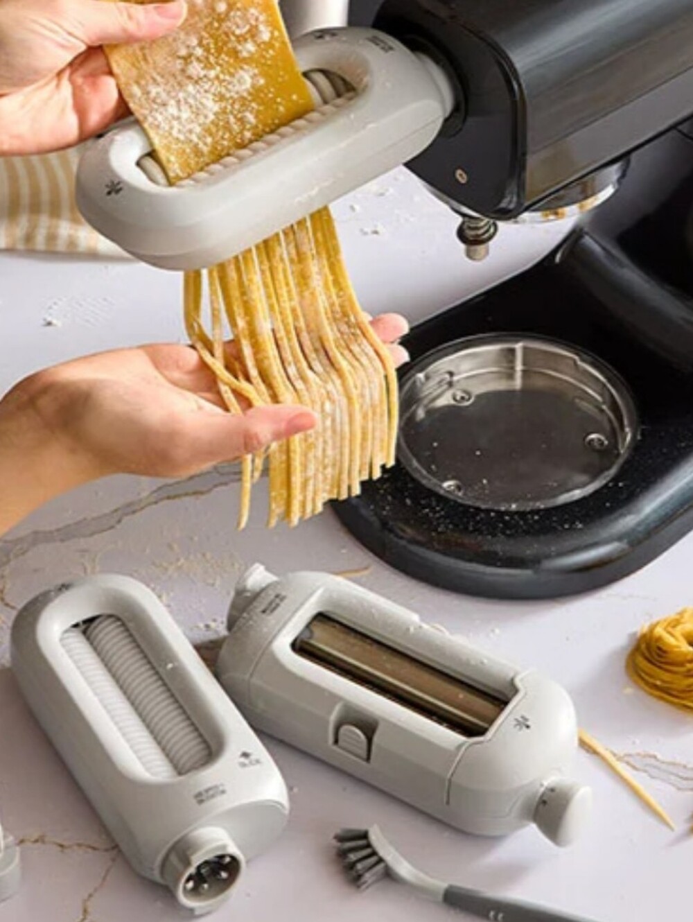 Pampered Chef 3 Piece Pasta Roller & Cutter Set for Deluxe Stand Mixer 101231